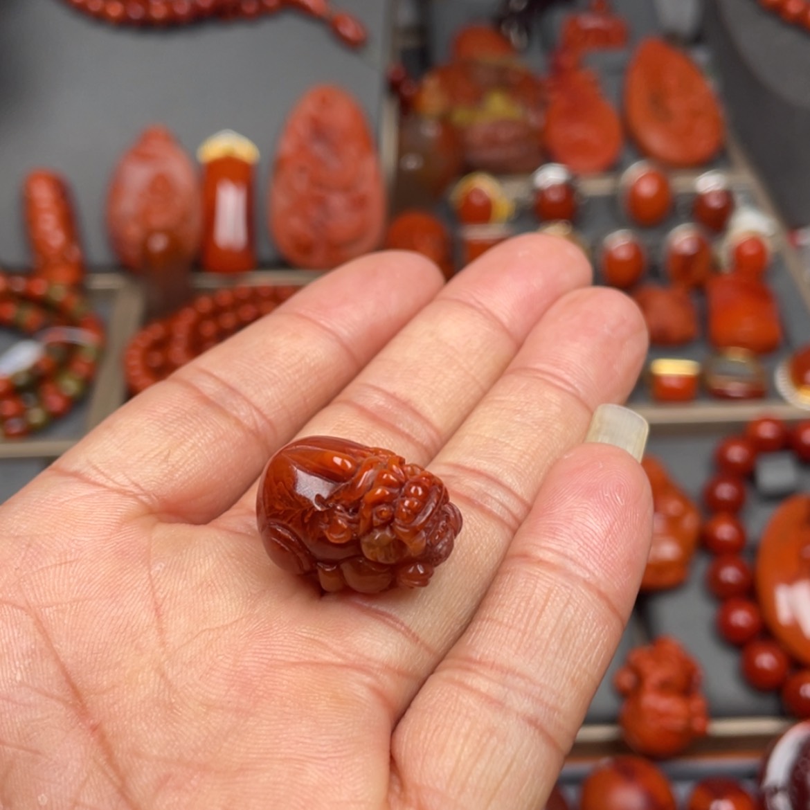 【闪购商品】南红玛瑙珠宝奇石未镶嵌吊坠