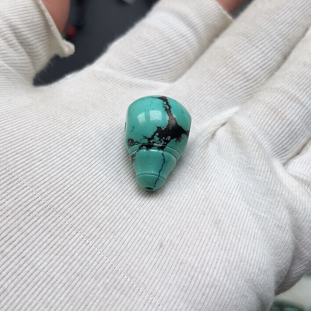 绿松石珠宝奇石未镶嵌青***?