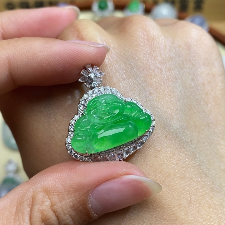 翡翠颈饰18K金镶嵌…