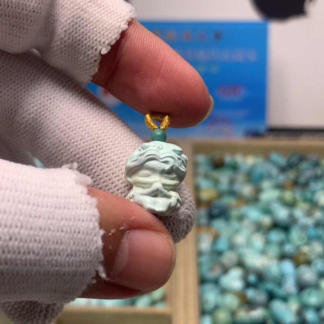 绿松石未镶嵌挂件