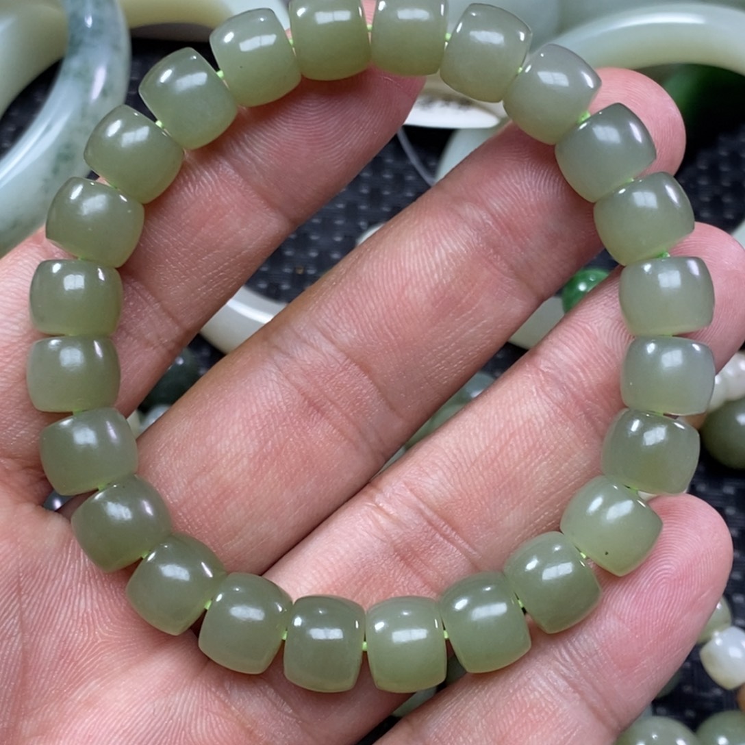 和田玉手链未镶嵌