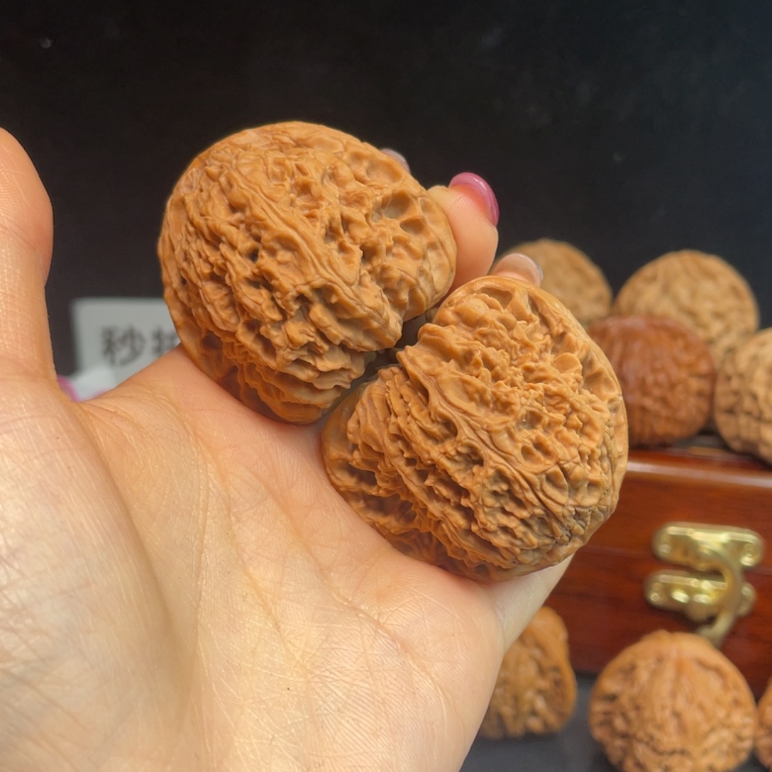 吊坠文玩核桃南疆石41尺