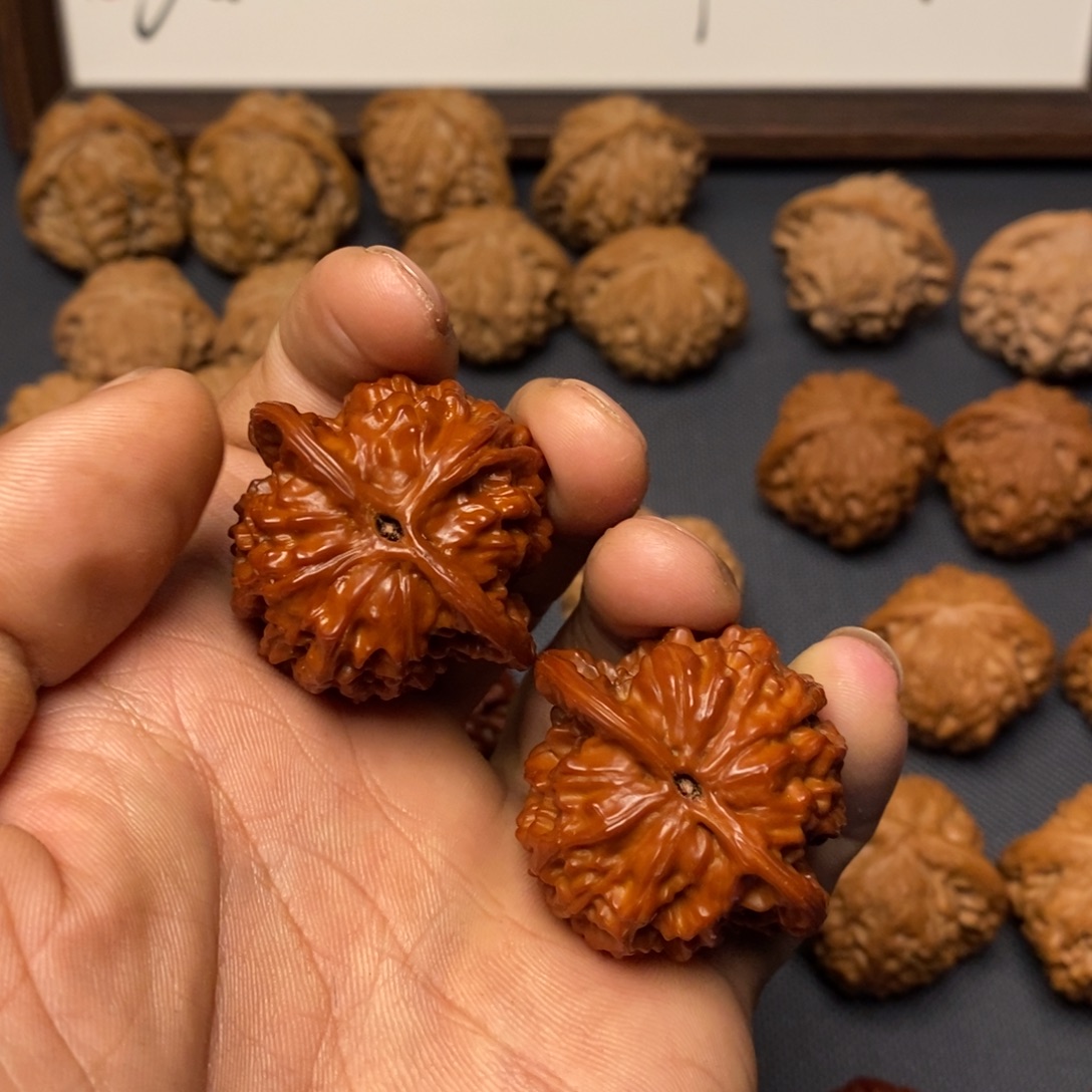 把件文玩核桃小众无名