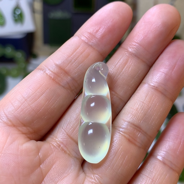 岫玉颈饰未镶嵌吊坠