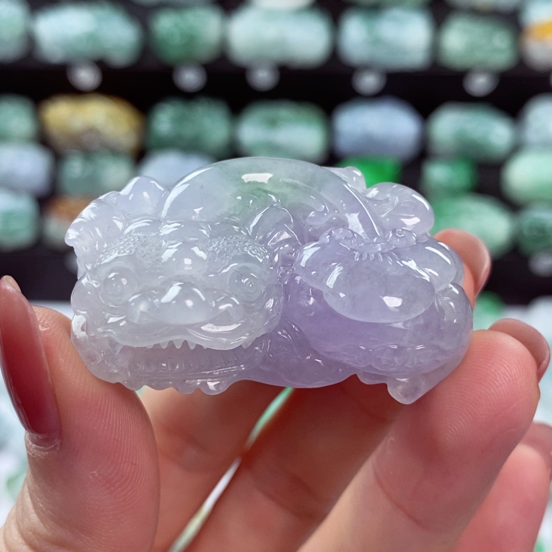 翡翠颈饰未镶嵌天然