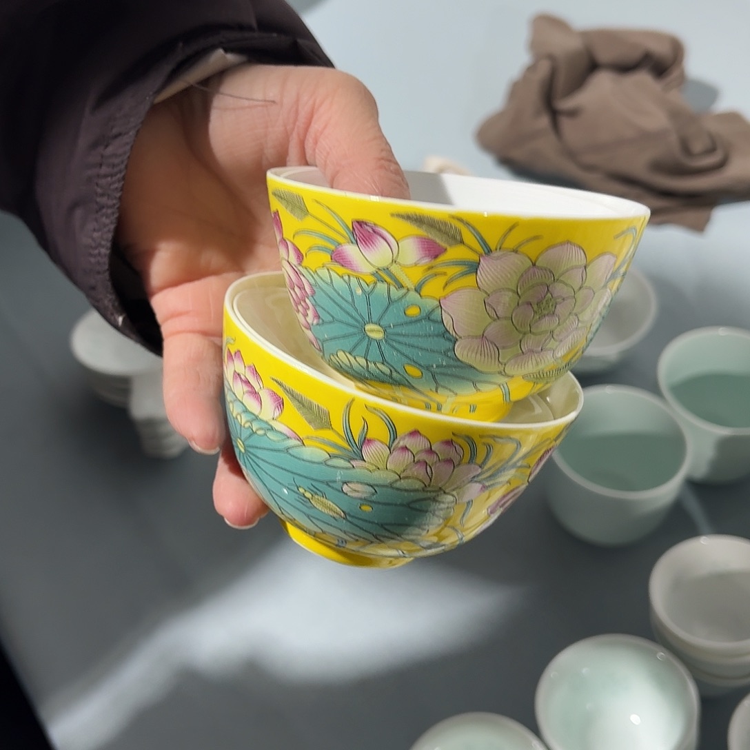 景德镇陶瓷盖碗二个