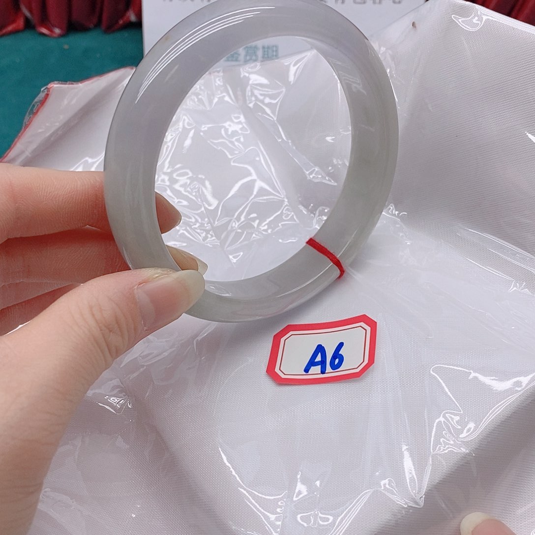 翡翠手镯未镶嵌瑶*～A666666666