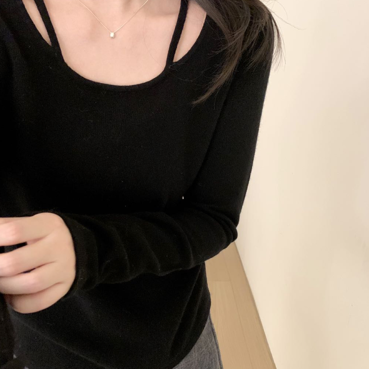 极简吊带打底羊毛针织