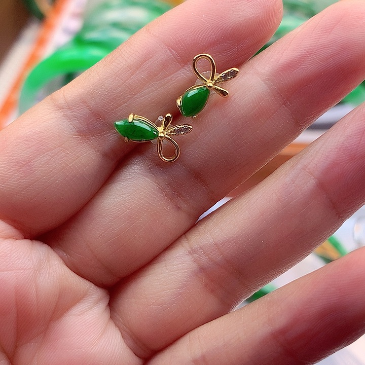 翡翠颈饰银S925镶嵌翡翠