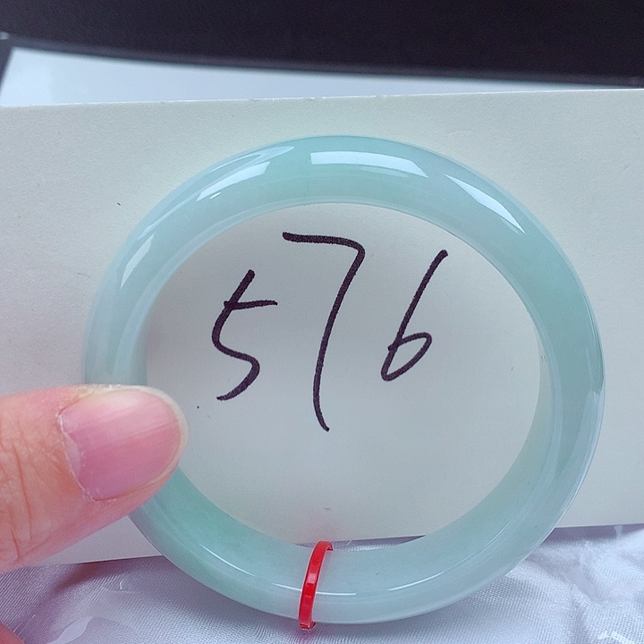 翡翠未镶嵌手镯翡翠