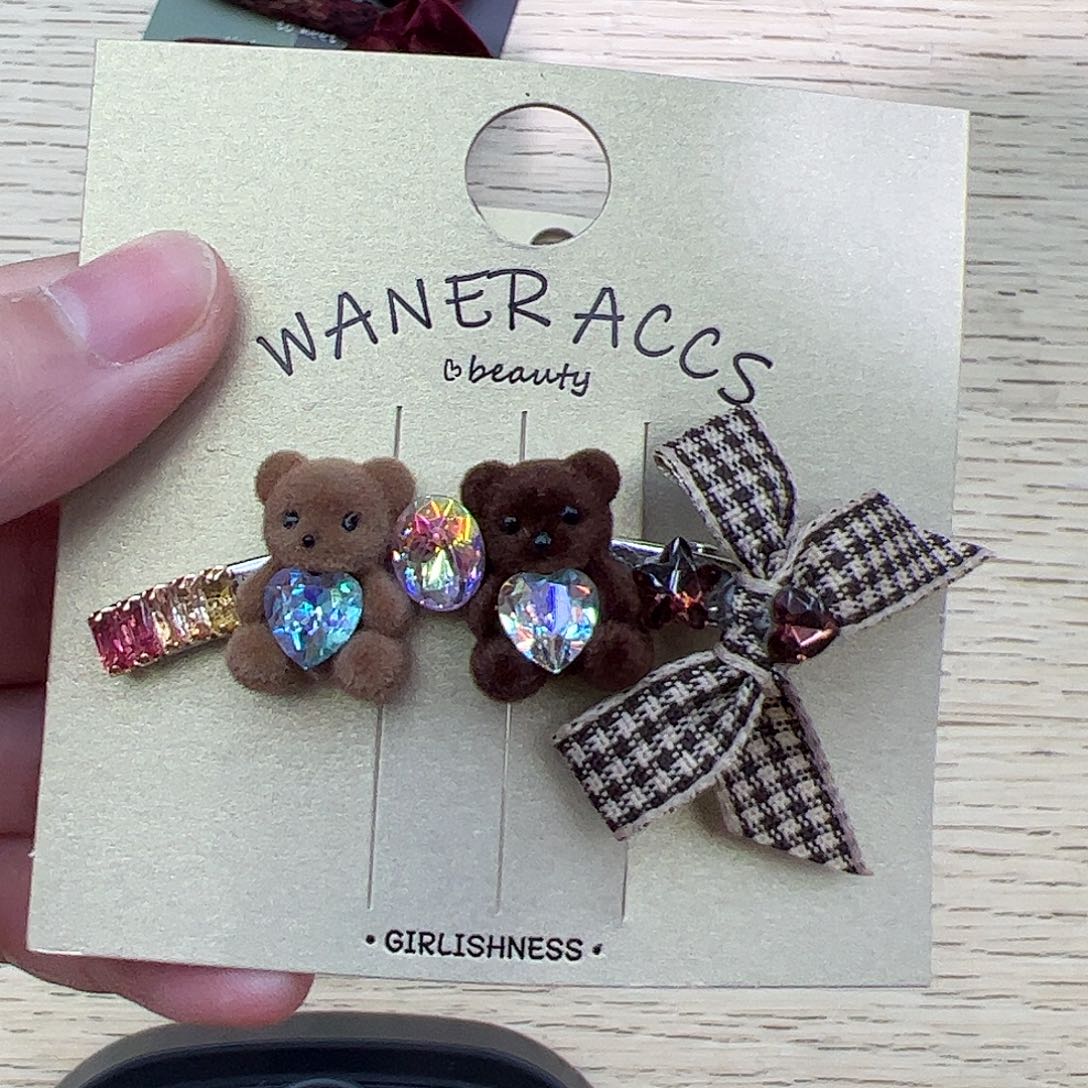 布艺非金属小熊压夹