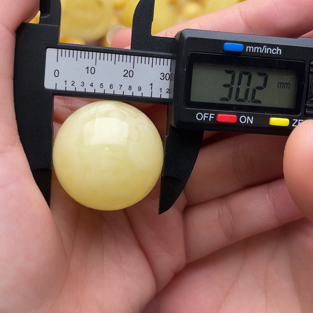 琥珀未镶嵌裸石蜜蜡圆珠梦微瑕