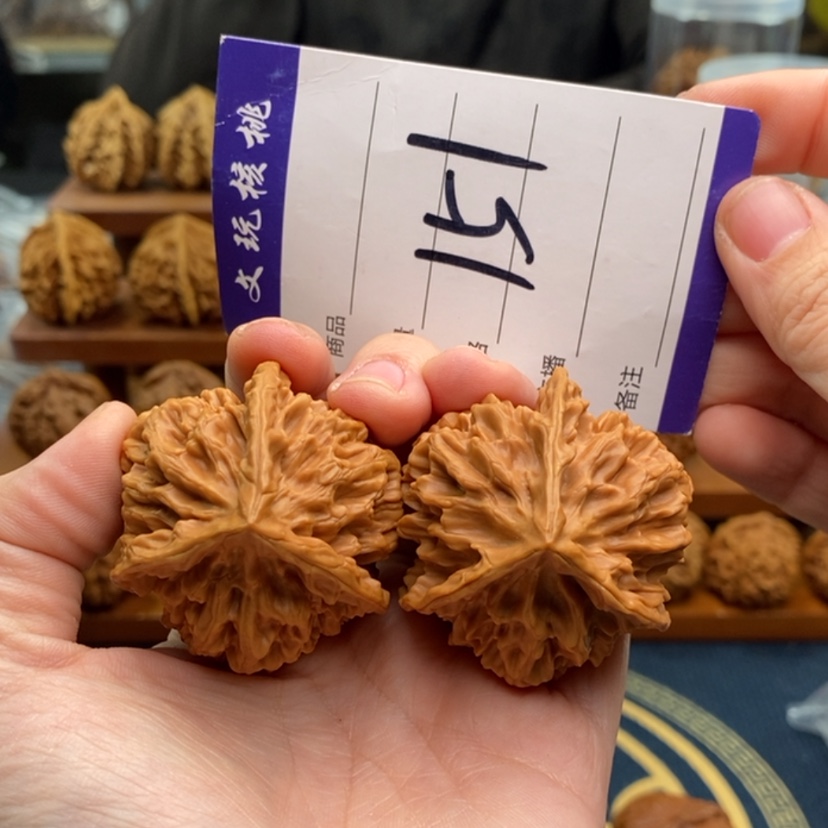 【闪购商品】文玩核桃吊坠45正奔