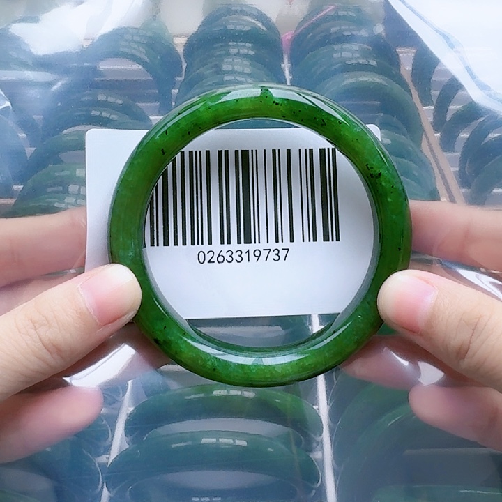 和田玉（碧玉）手镯未镶嵌5859微瑕