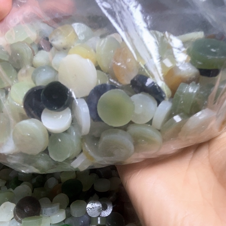 和田玉未镶嵌珠宝半成品