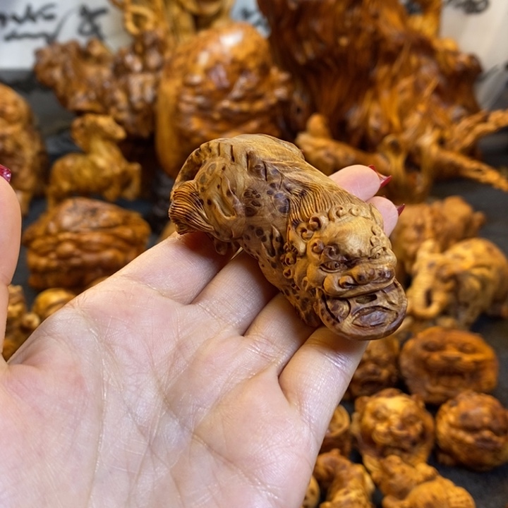 改***运崖柏貔貅手把件手把件手把件