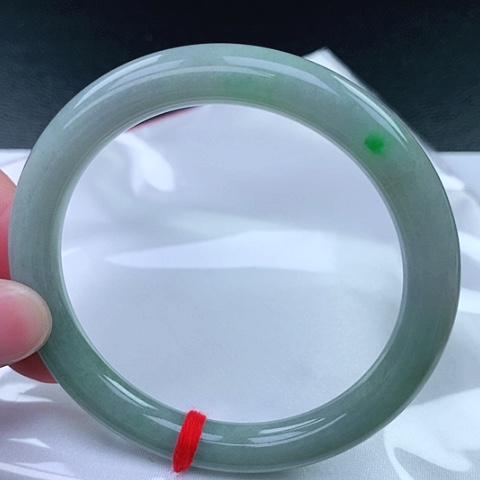 翡翠手镯（圆镯）未镶嵌69号