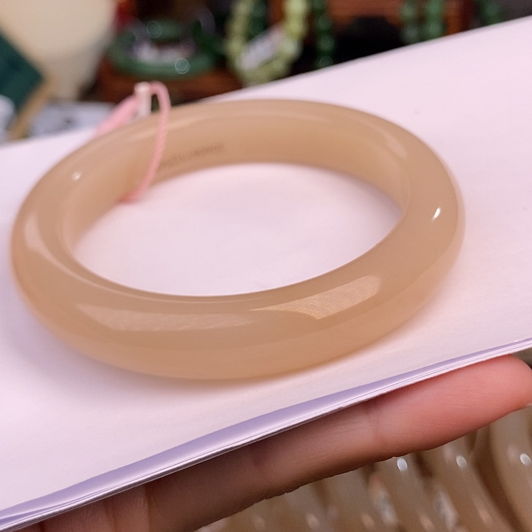 和田玉56.6 熟藕粉老矿料脂膏级浓色收藏未镶嵌