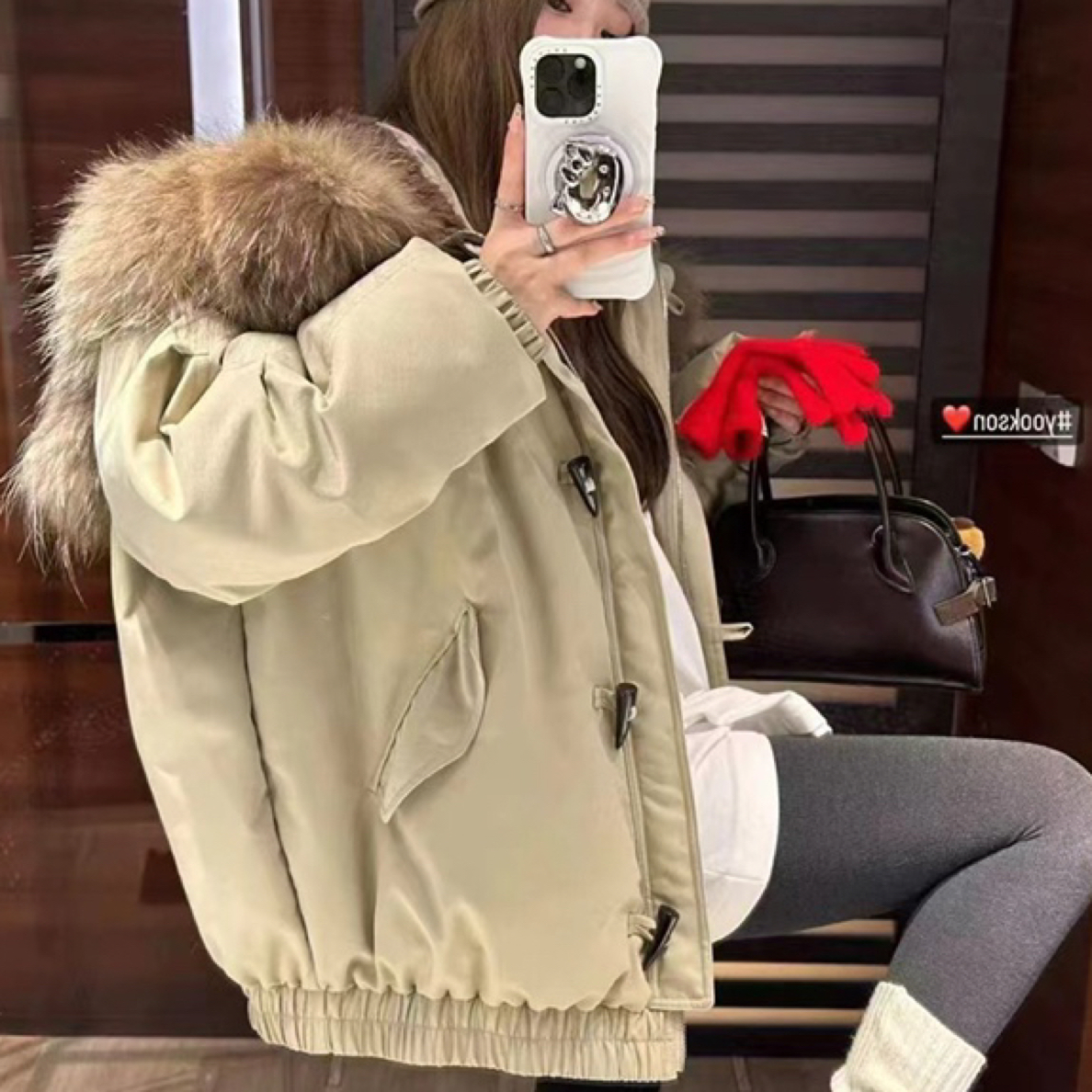 【花千树】大毛领牛角扣连帽女冬季加厚保暖中长款外套时尚加绒宽松