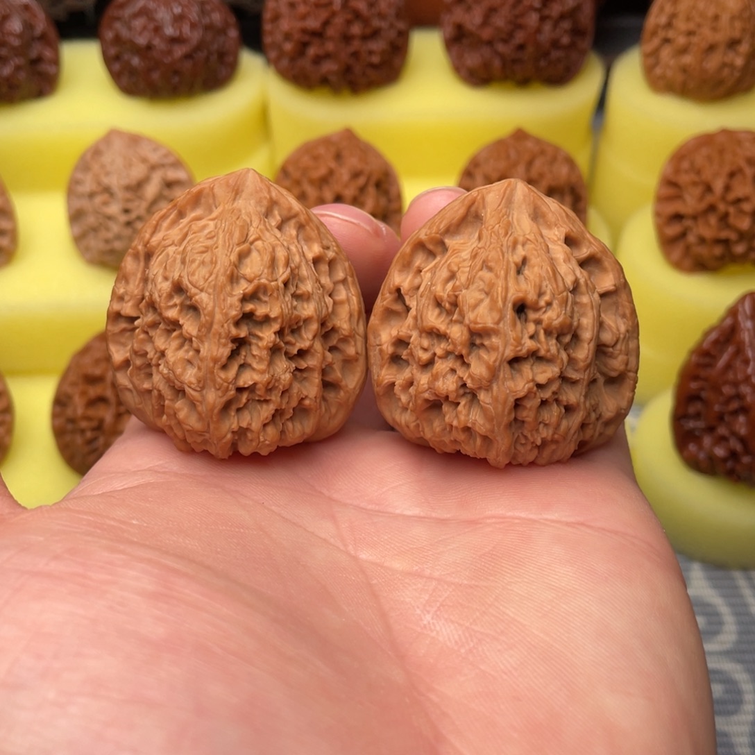 文玩核桃把件40全品三角疆编号1083