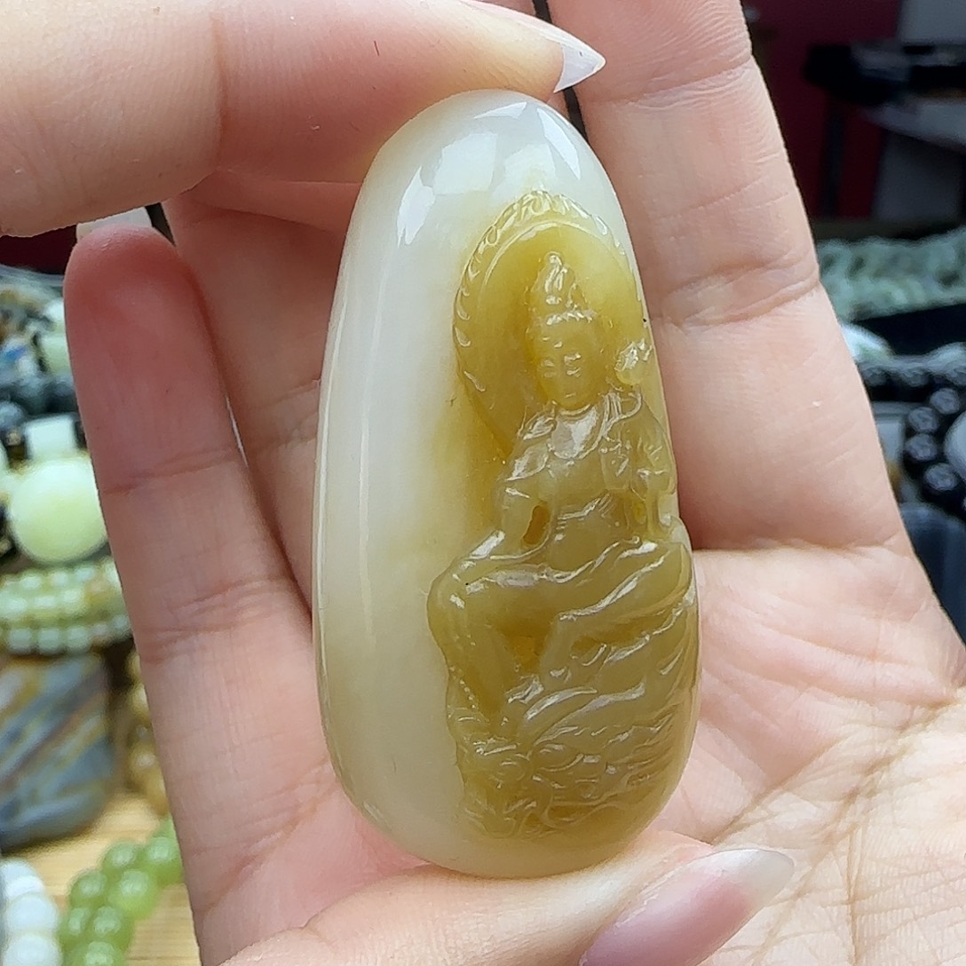 和田玉颈饰未镶嵌