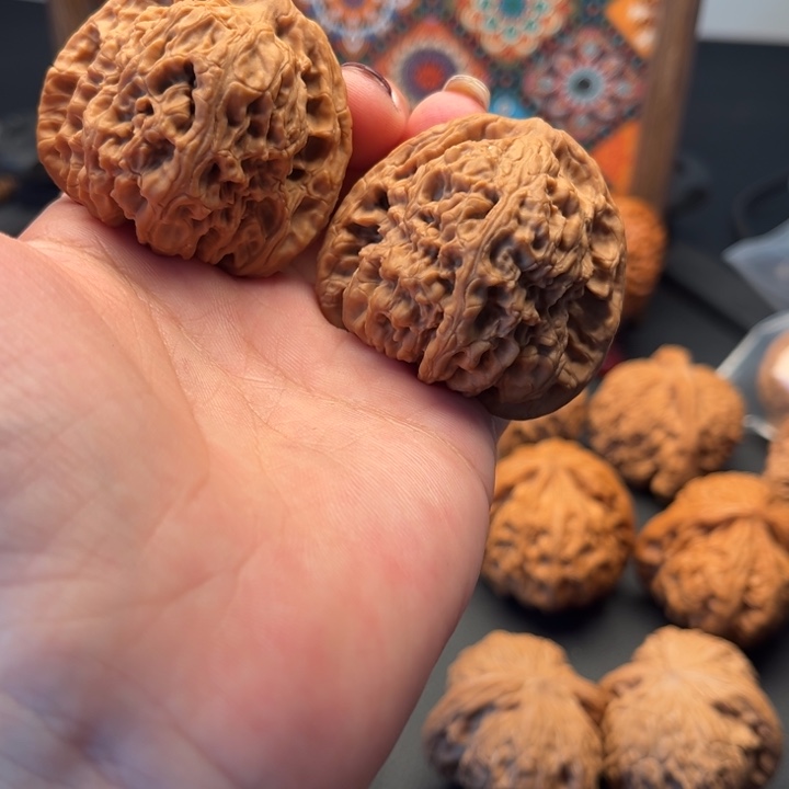 文玩核桃吊坠南疆44