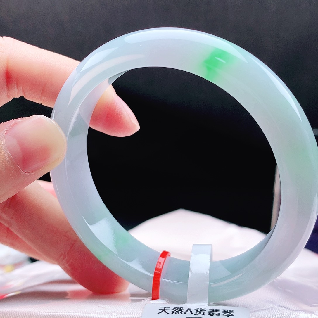 未镶嵌手镯翡翠56冰阳绿