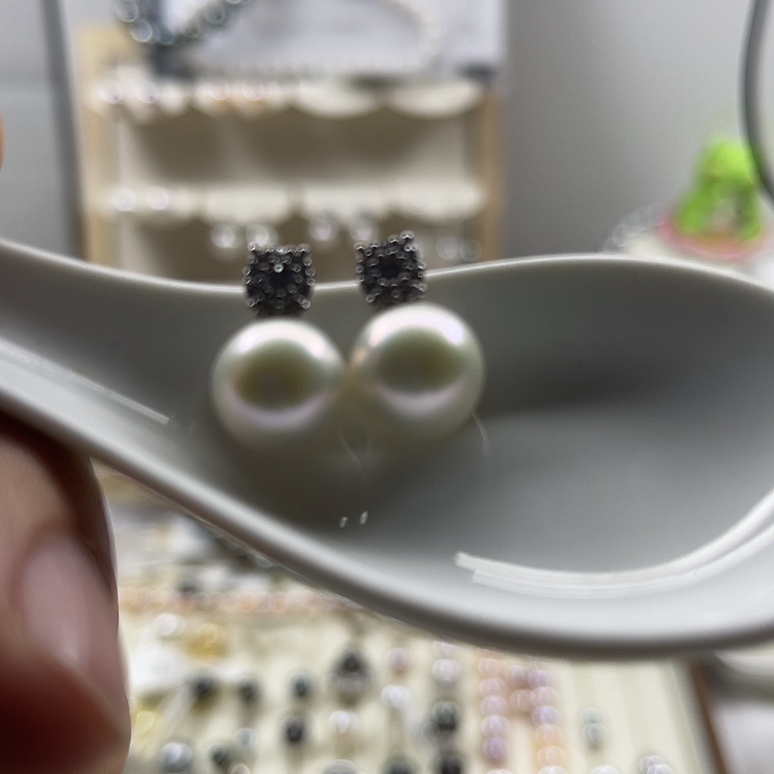 银S925镶嵌淡水珍珠耳饰