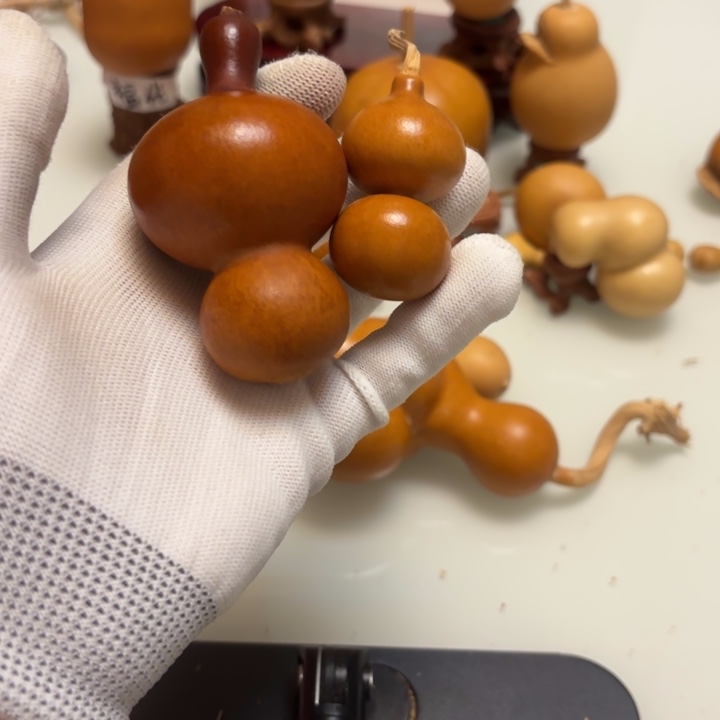 i***.天然手捻老皮葫芦