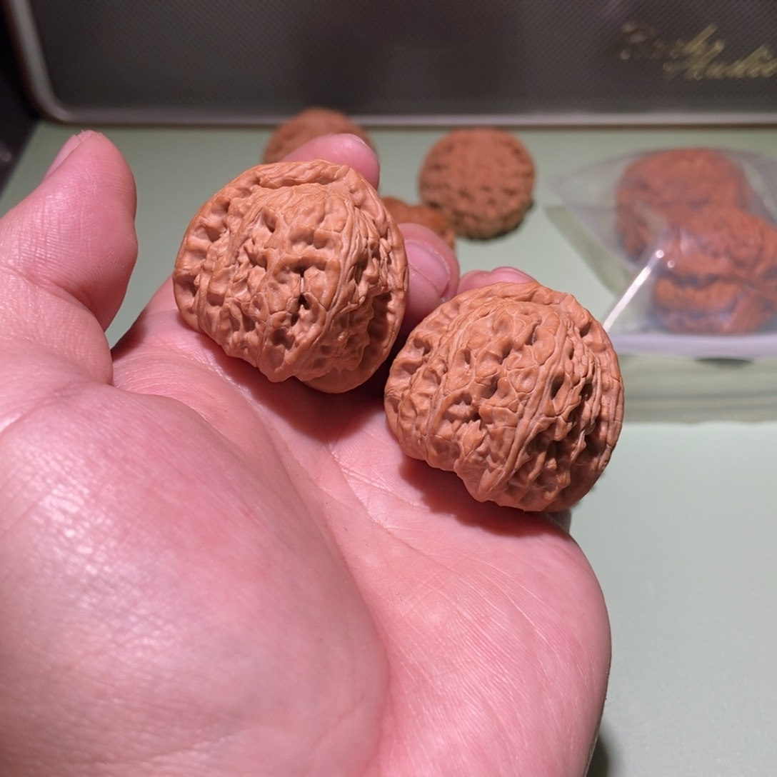 文玩核桃吊坠全品35三角白