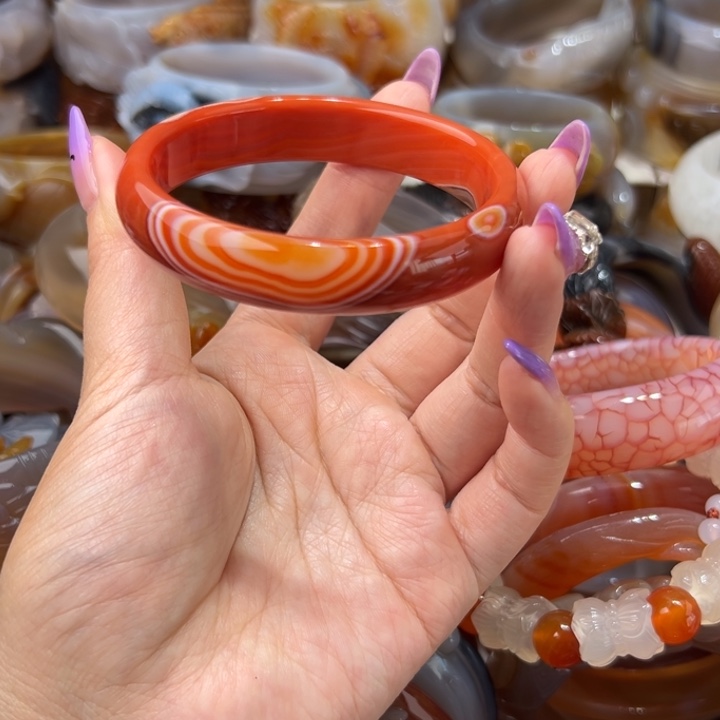 玛瑙/玉髓未镶嵌手镯
