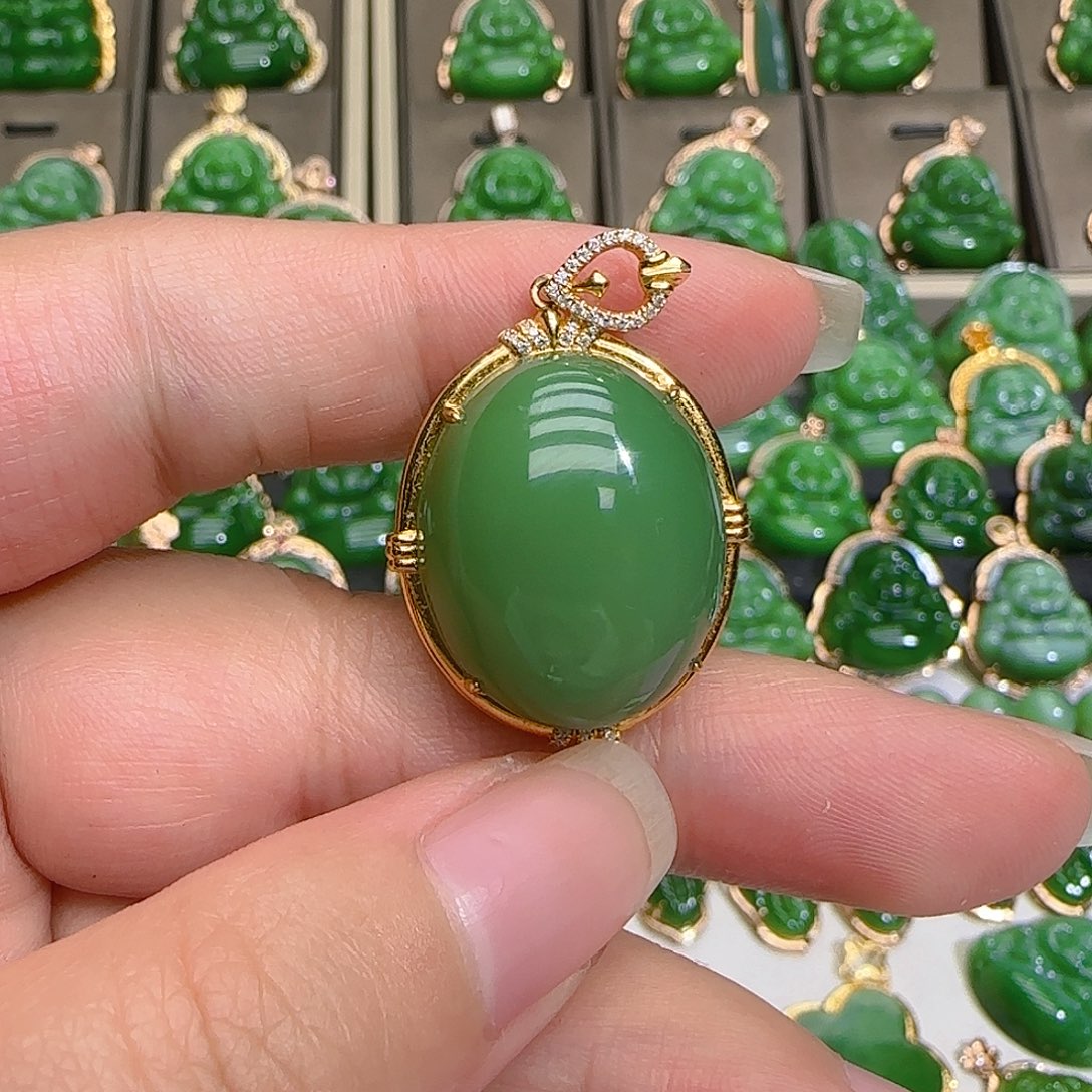 和田玉（碧玉）吊坠(不含链)18K金镶嵌