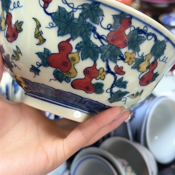 珐琅彩工艺等多种产品系列为