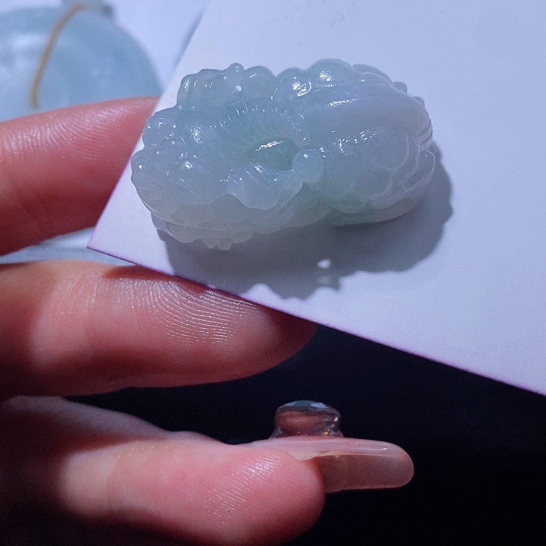 定制翡翠未镶嵌翡翠