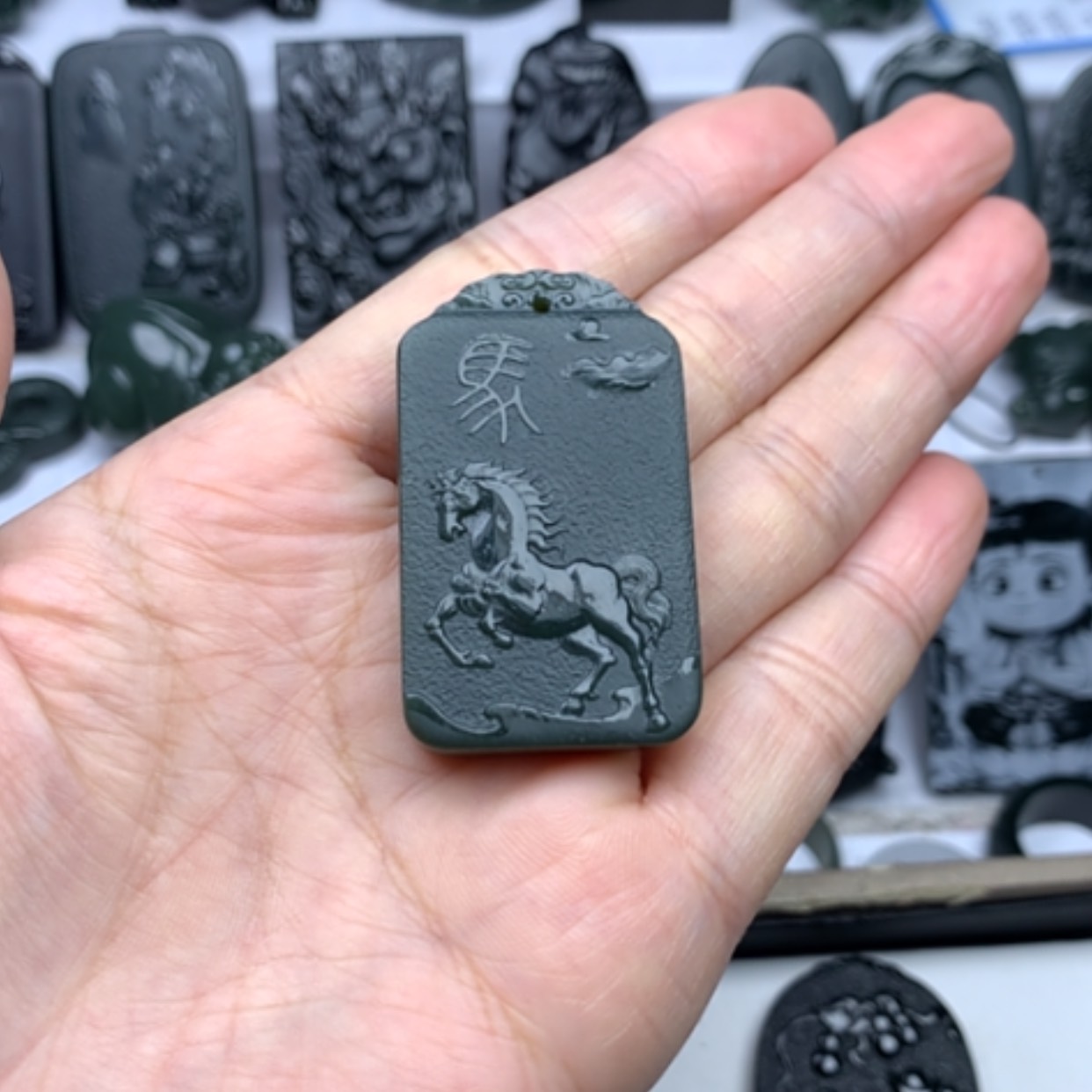 【闪购商品】和田玉未镶嵌颈饰N****x双面雕刻