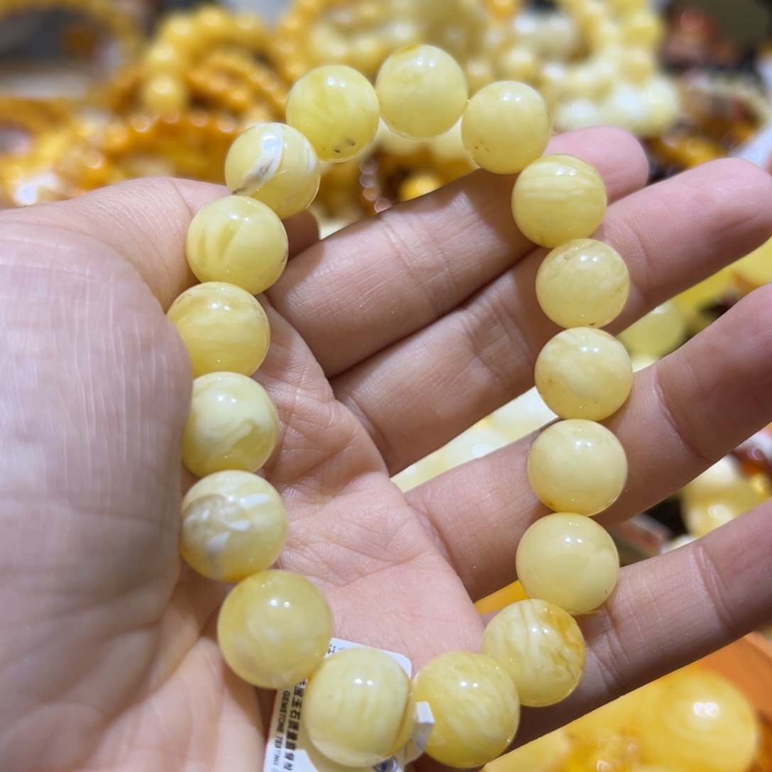 琥珀珠宝奇石未镶嵌