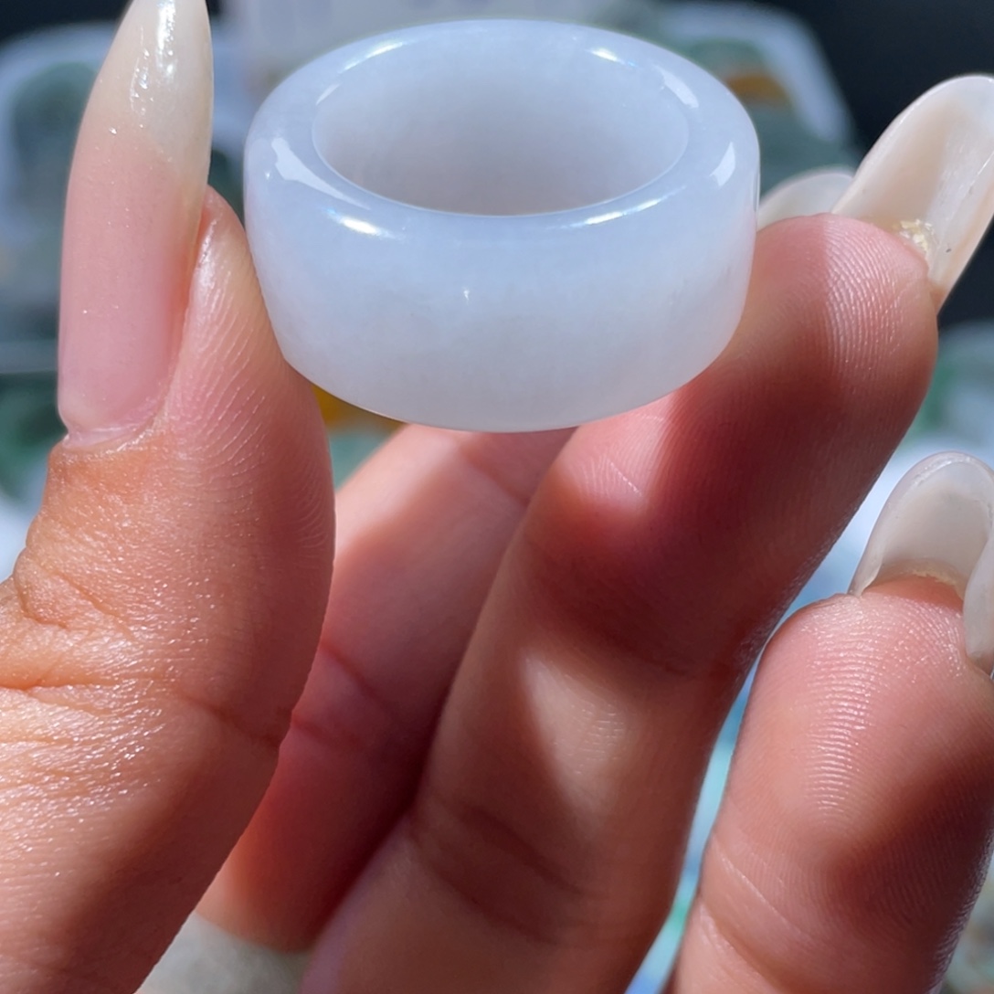 定制翡翠未镶嵌天然翡翠16圈