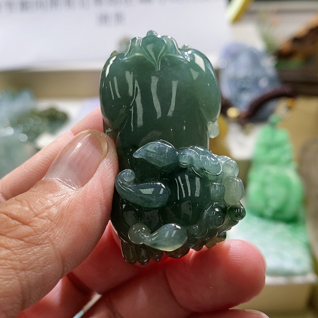 【闪购商品】翡翠颈饰未镶嵌111111111111