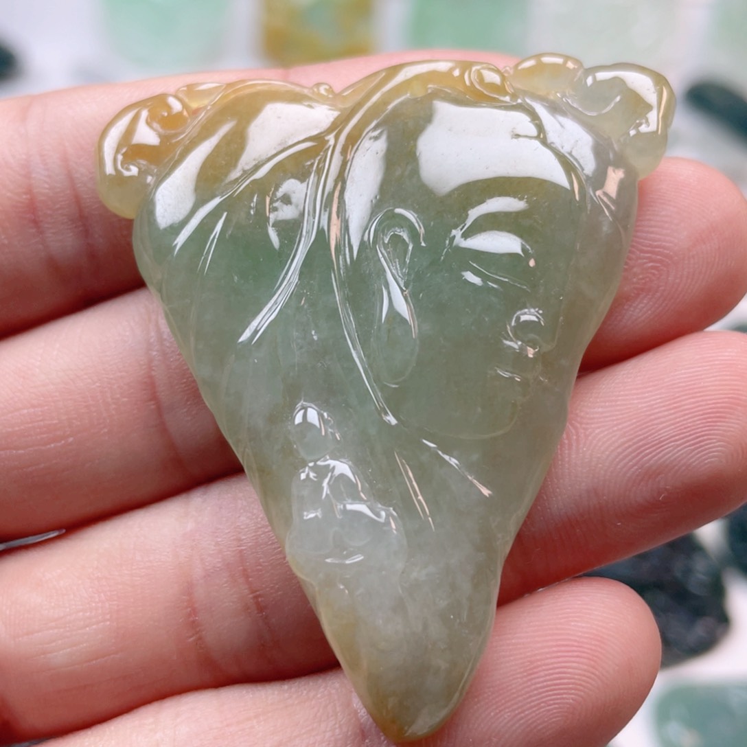 翡翠颈饰未镶嵌花开见佛