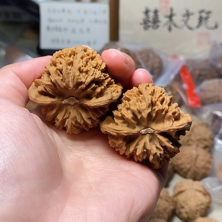 文玩核桃吊坠42满天星