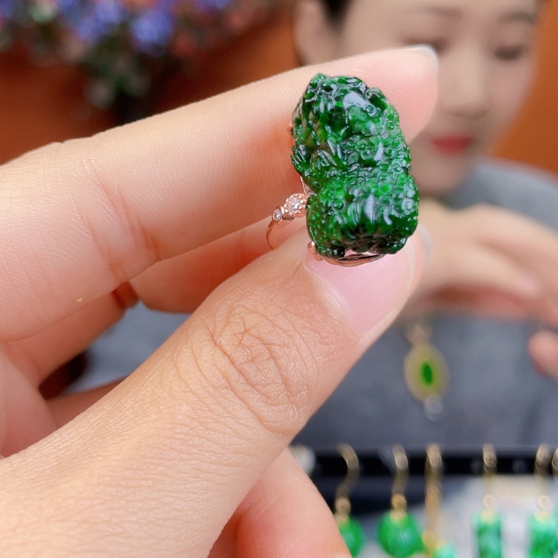 翡翠银S925镶嵌耳饰