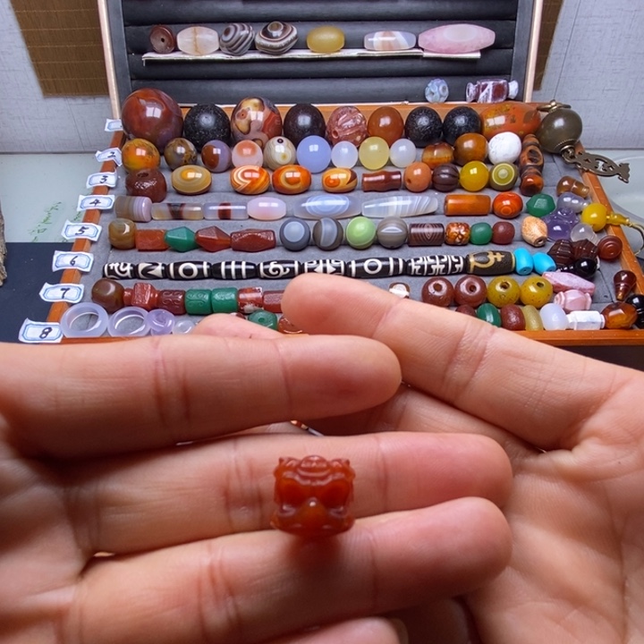 玛瑙/玉髓未镶嵌巴西玛瑙饰品桶珠