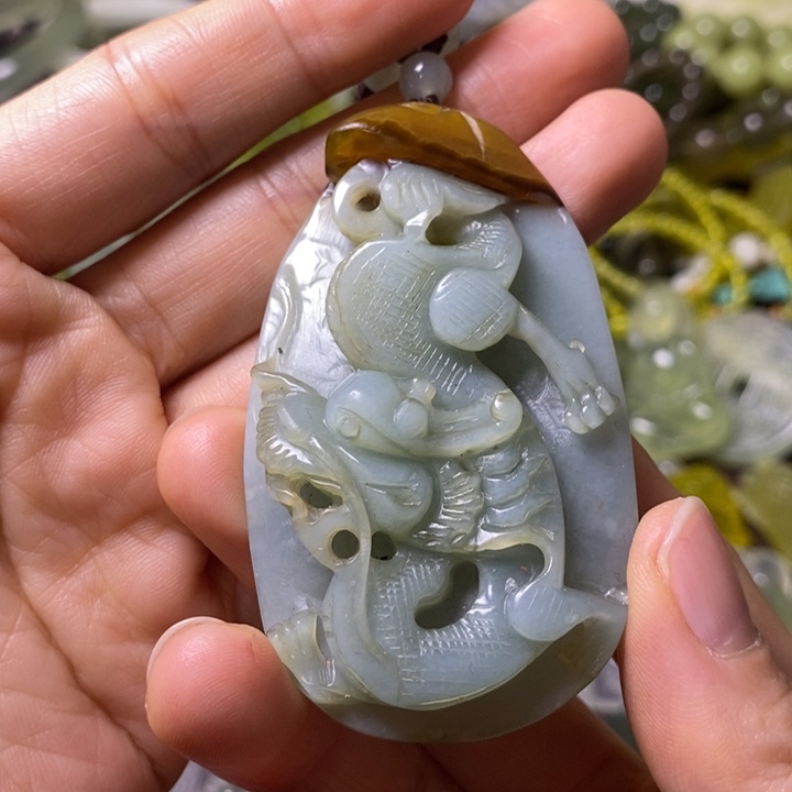 岫玉岫玉挂件未镶嵌