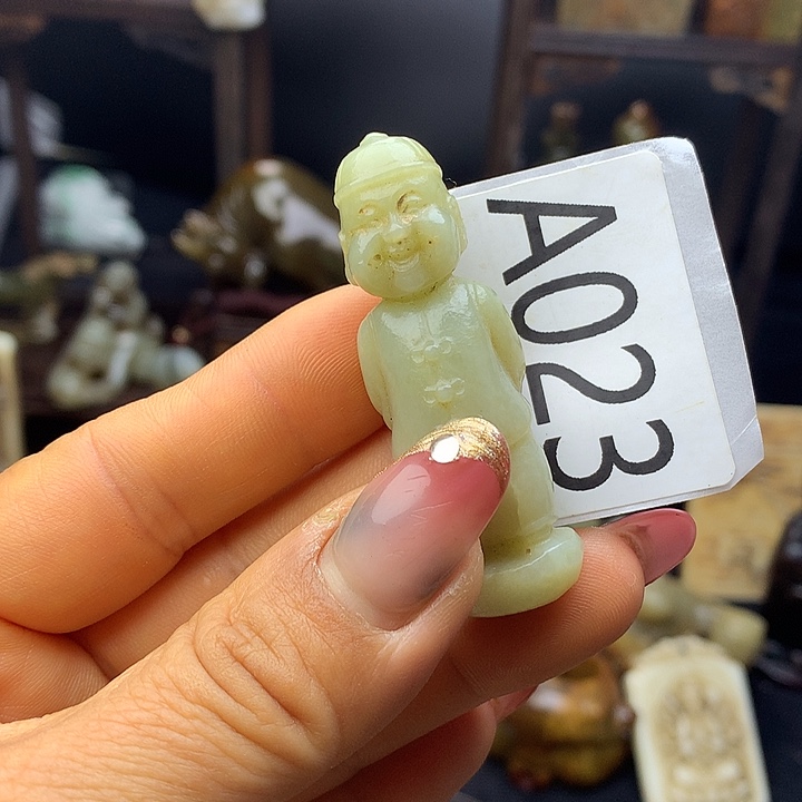 狼***Z和田玉未镶嵌颈饰