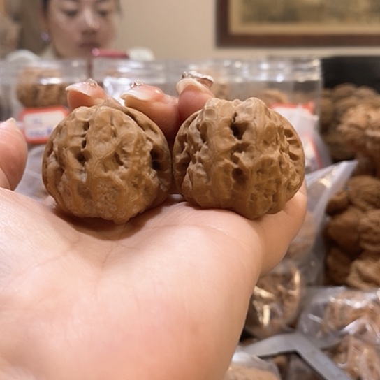 文玩核桃吊坠边37肚41蛤蟆头