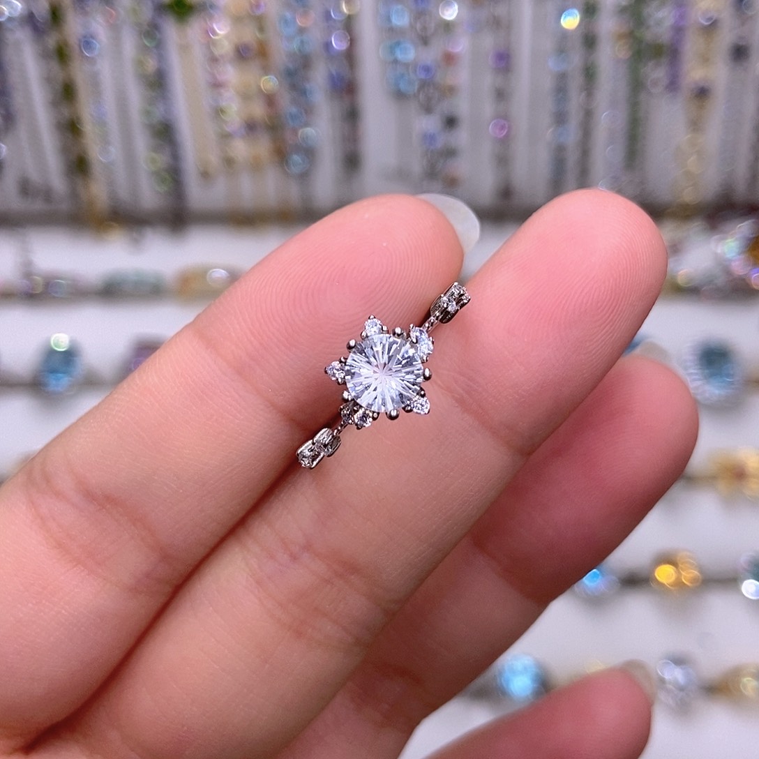 戒指银S925镶嵌水晶