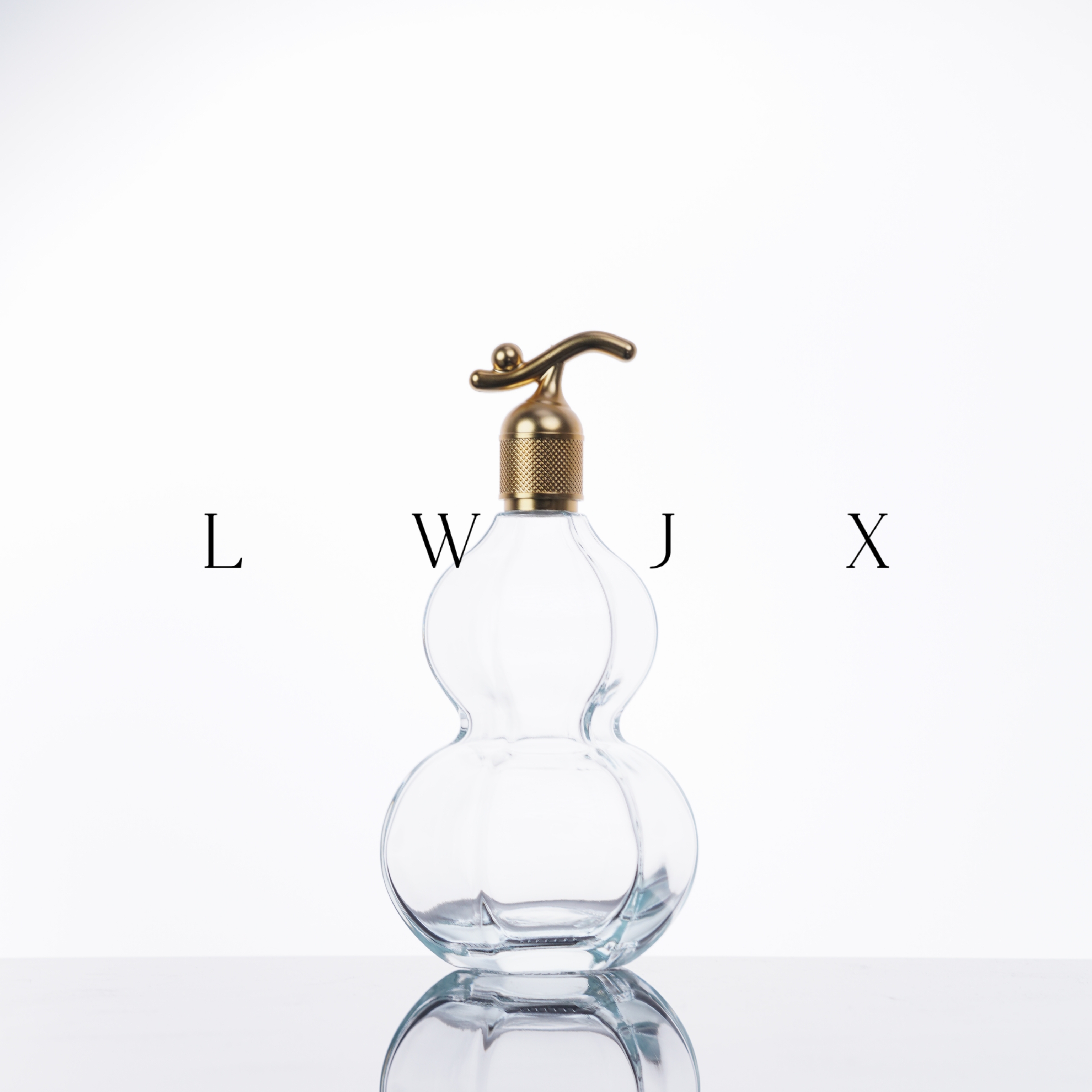 家用创意外观葫芦晶白料500ml泡酒瓶