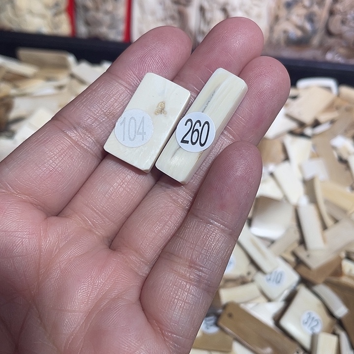 泥塑不打孔联系客服