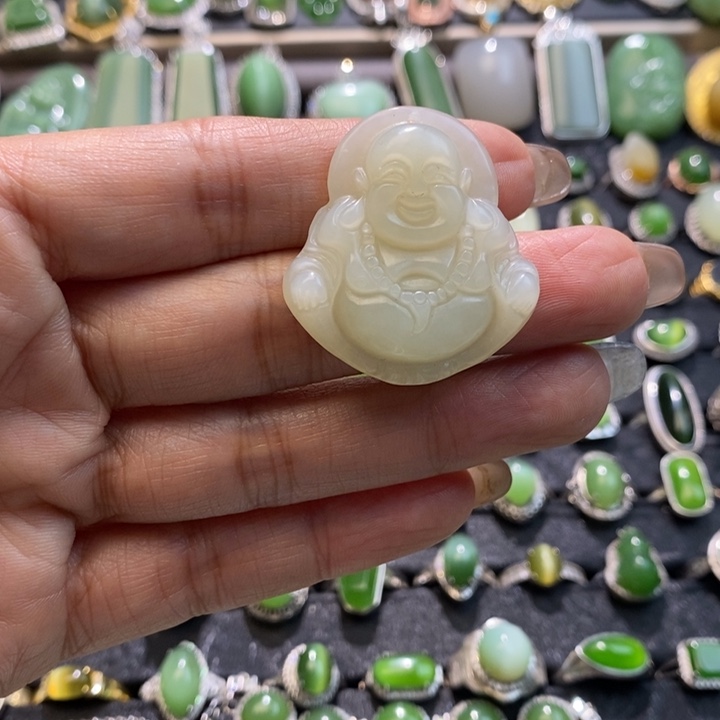 和田玉未镶嵌挂件