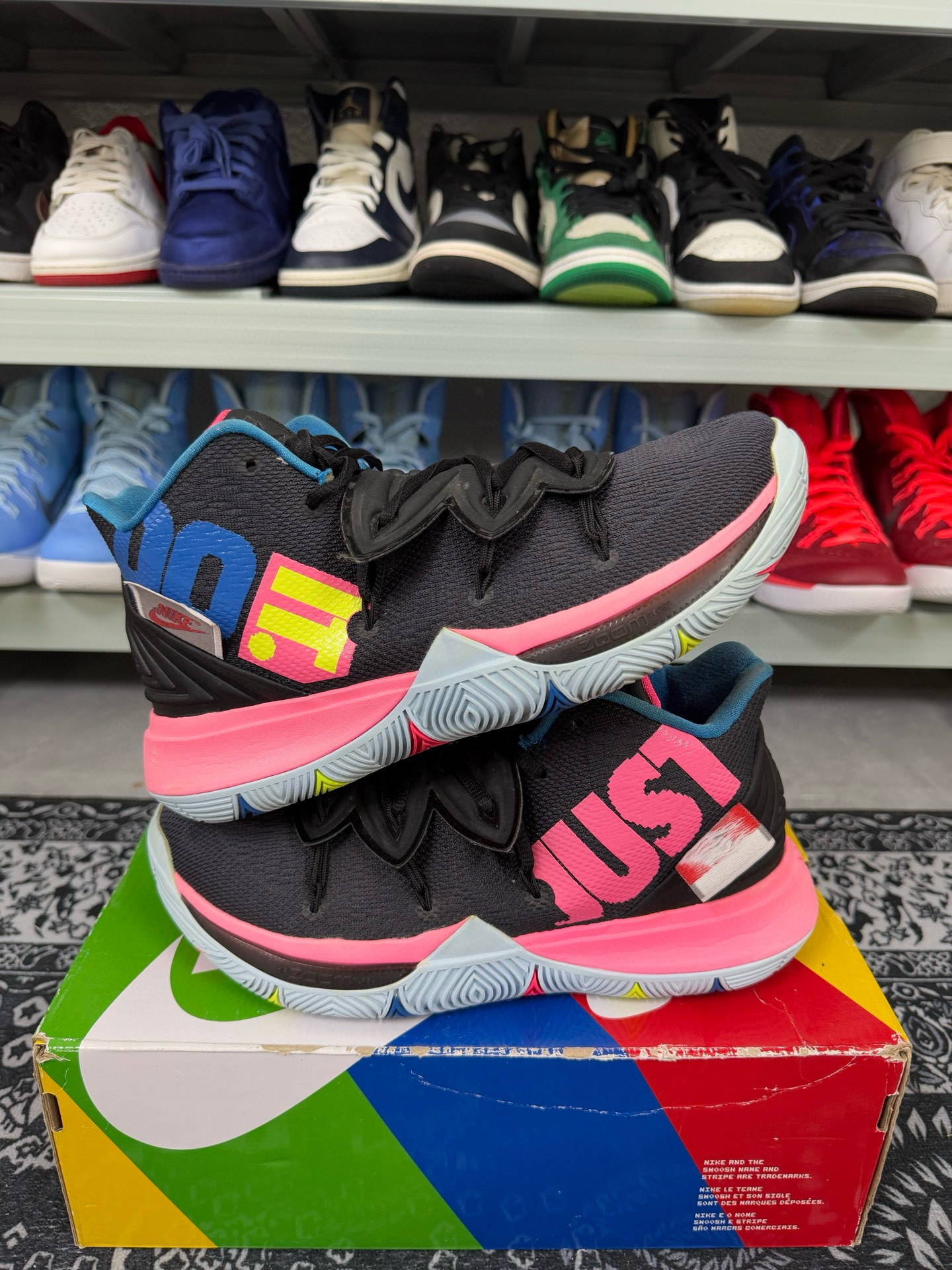 95新 maje 40.5码/欧文5黑粉篮球鞋/二手正品